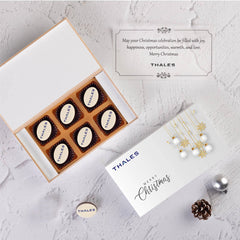 Best company Christmas gifts: 6 logo-printed chocolates in an elegant wooden box