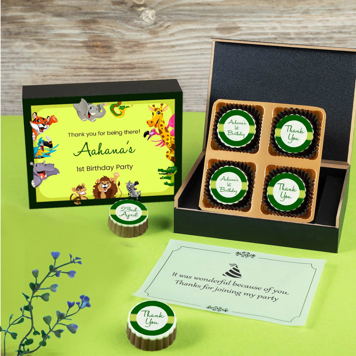 Wooden lid on best return gift for 1st birthday party box