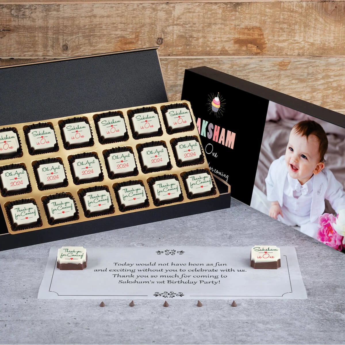 Close-up edible photo on best return gift for first birthday party