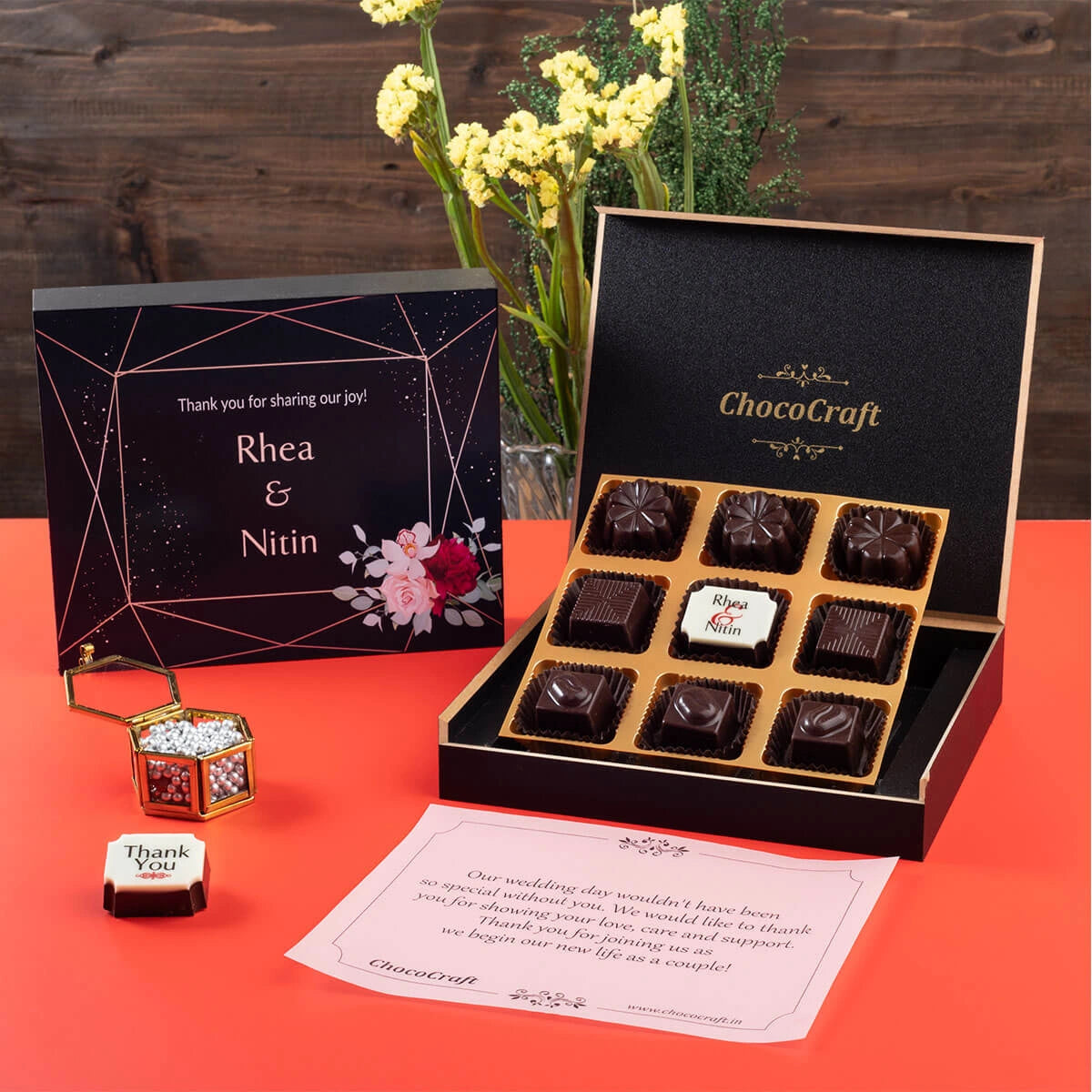 Custom chocolate box for wedding party favors