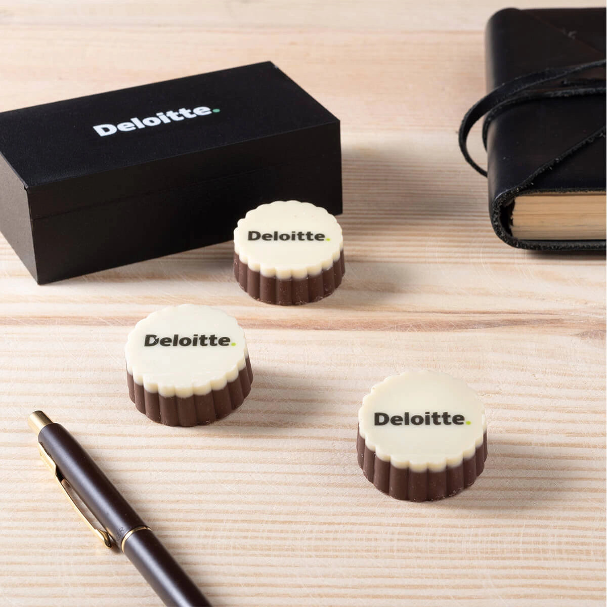 Premium printed chocolates with logo – affordable corporate gifts under 500