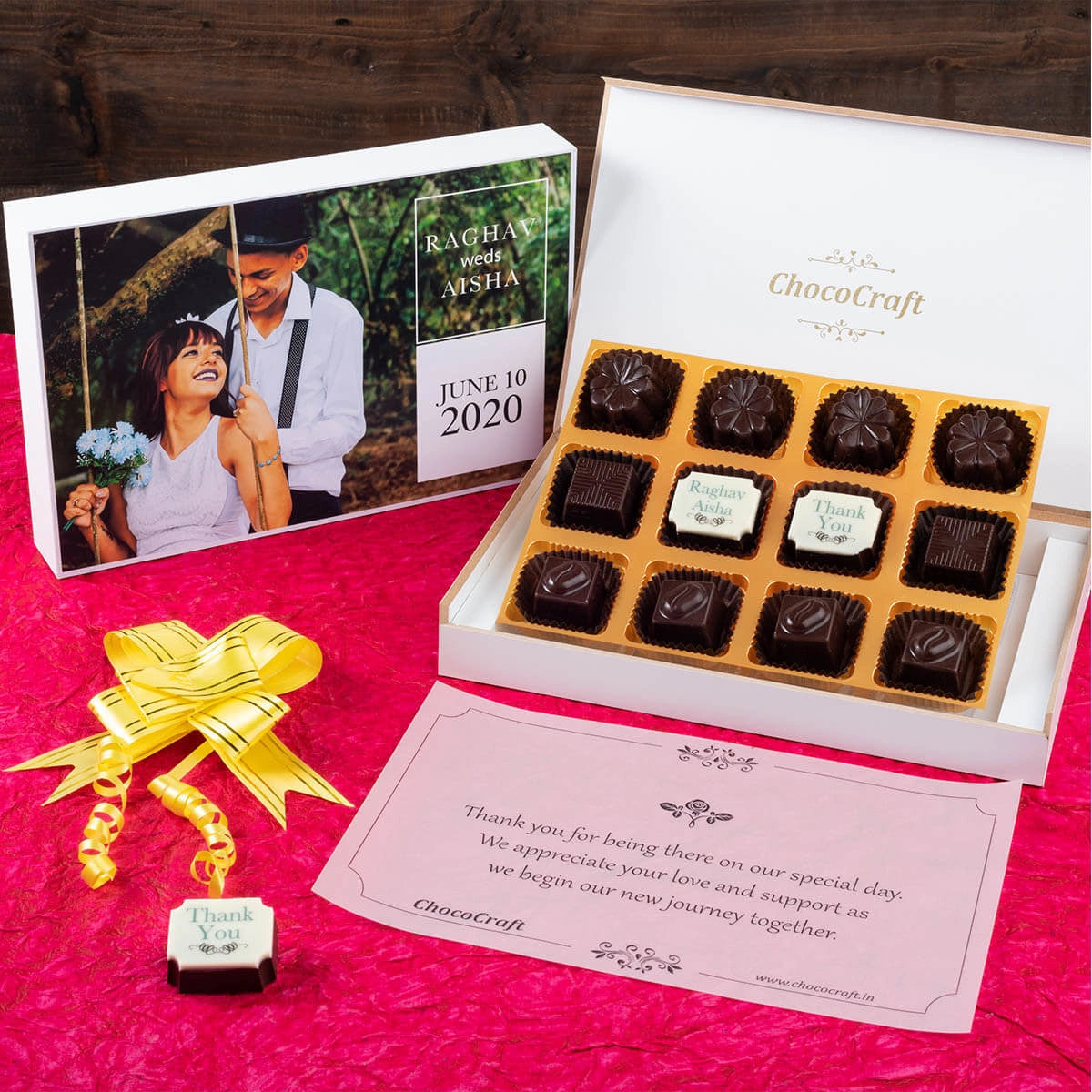 Return favours for wedding with custom printed chocolates